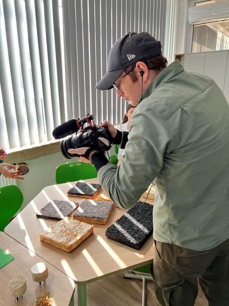 Campanii de comunicare sustenabilă: Creăm mesaje clare din complexitate, cu strategie, creativitate și storytelling.